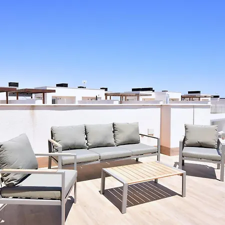 Elegante Atico Con Vistas Al Mar Apartment