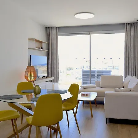 Elegante Atico Con Vistas Al Mar Alicante