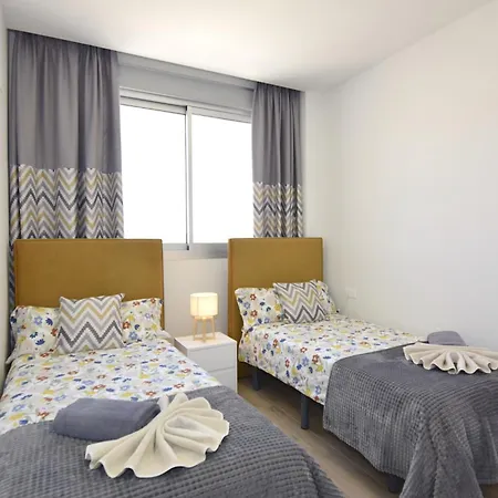 Elegante Atico Con Vistas Al Mar !!! * アリカンテ